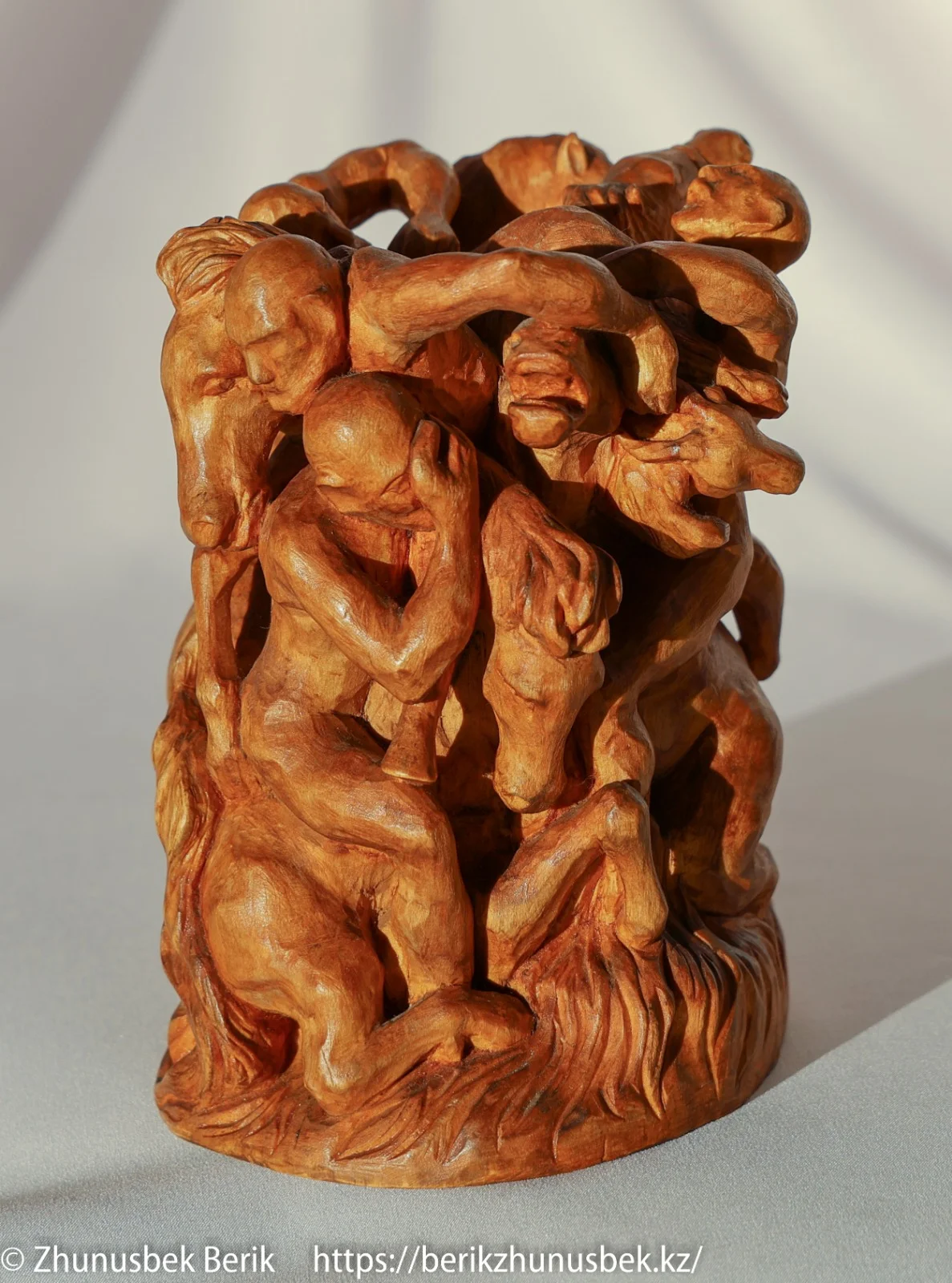 Doda sculpture gallery image 15