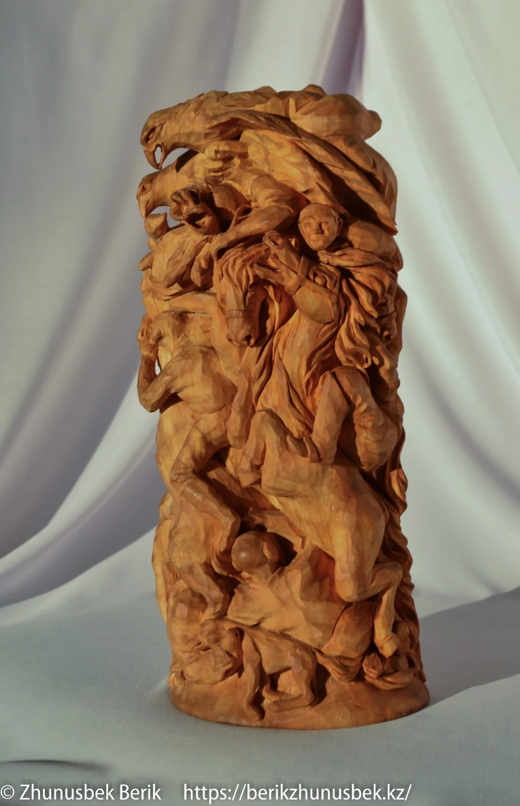 The Mess sculpture gallery image 10