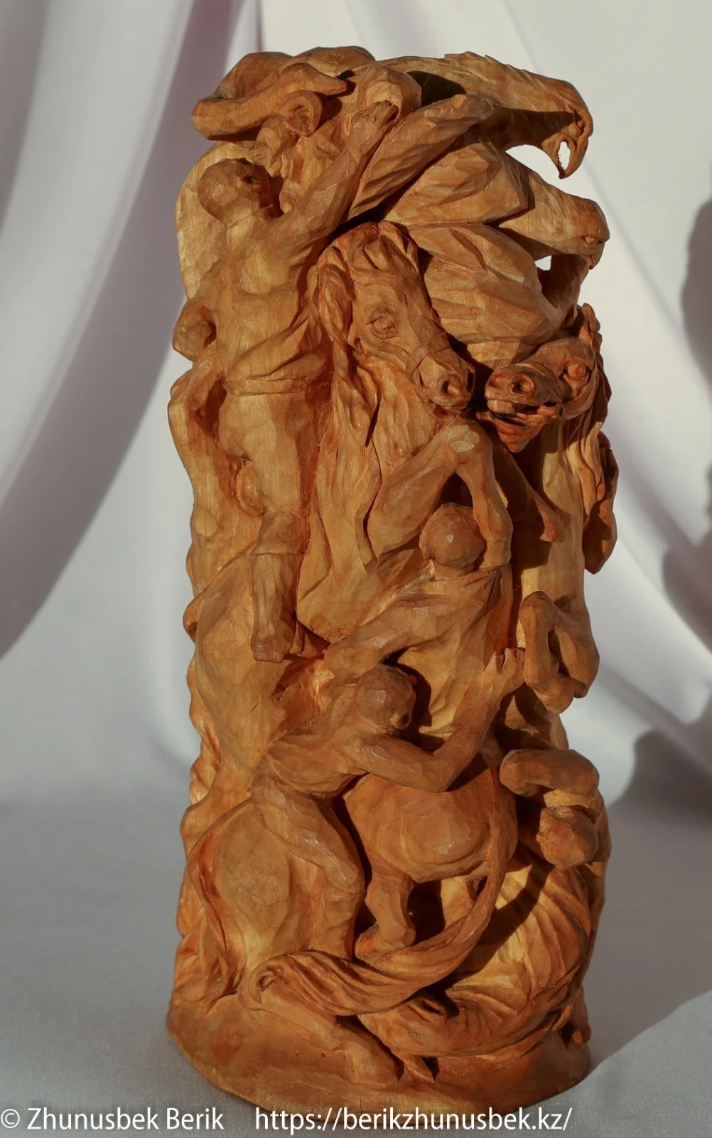 The Mess sculpture gallery image 12